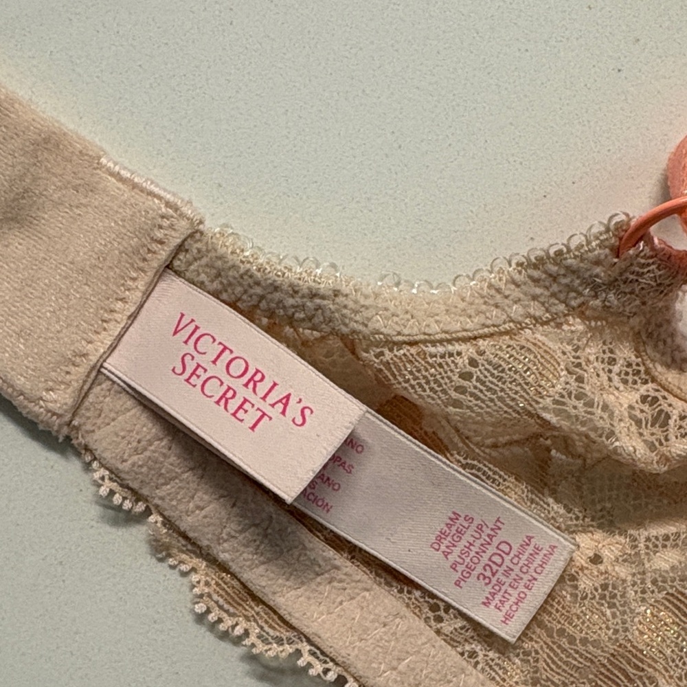 Victoria's Secret Coral Lace Bra Y2K - Picture 6 of 9